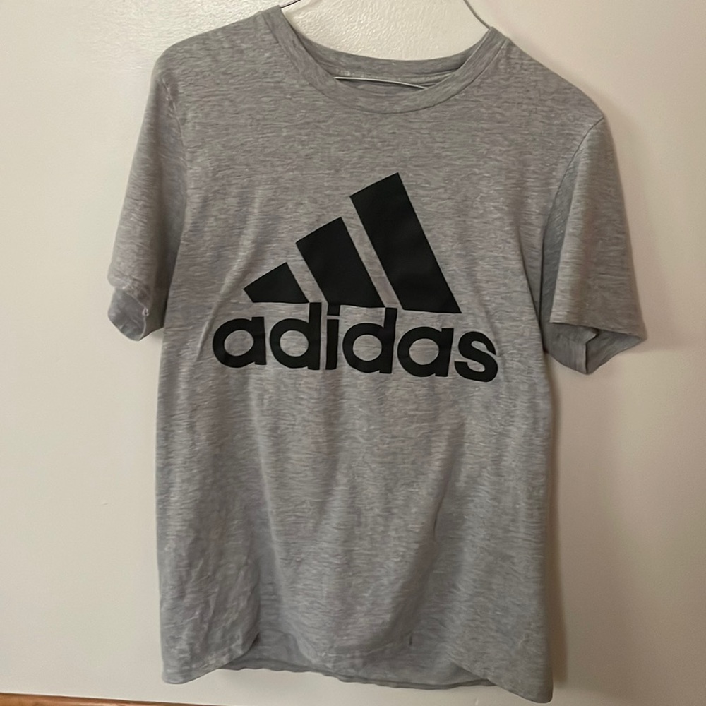 Adidas Tshirt